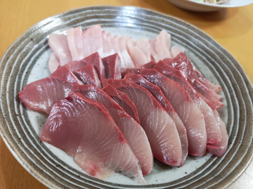我が家の郷土飯 かつおのユッケ おうちで美味しいお魚を食べよう 三重県に暮らす 旅するwebマガジン Otonamie オトナミエ